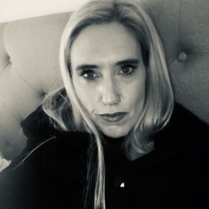 Meet your Posher, Hillary